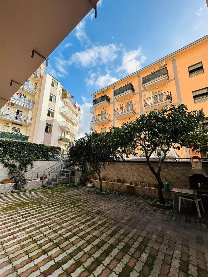 Ferdirisa Vesuvio Home&Garden 圣乔治阿克雷马诺 外观 照片