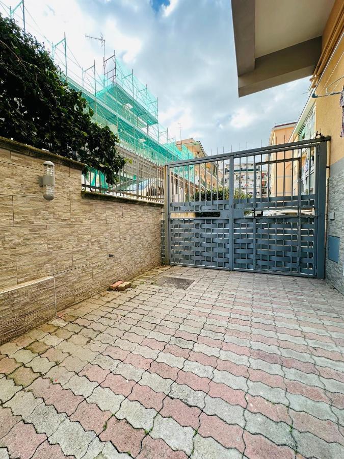Ferdirisa Vesuvio Home&Garden 圣乔治阿克雷马诺 外观 照片